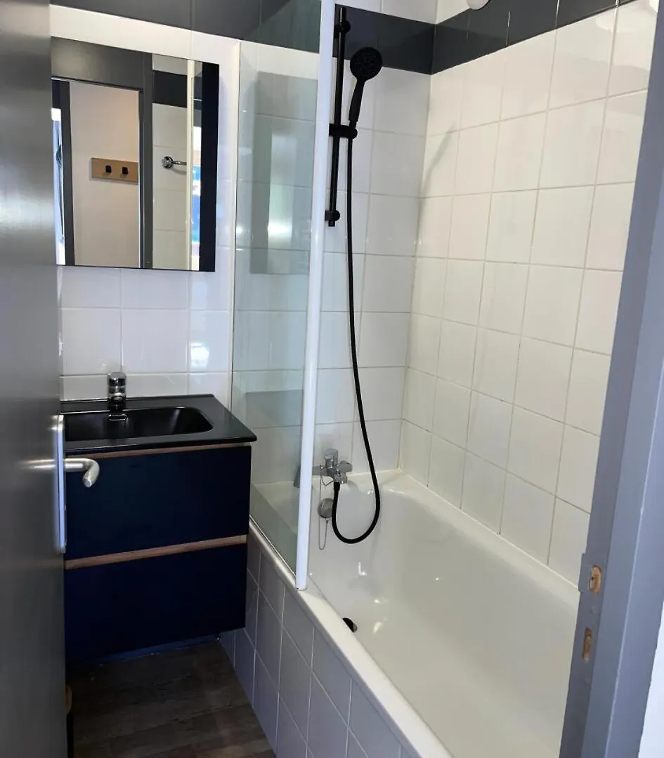Residence Ellebore - Appartement Cosy Et Lumineux Coeur De Station Mae-5791 La Plagne 0*,  France
